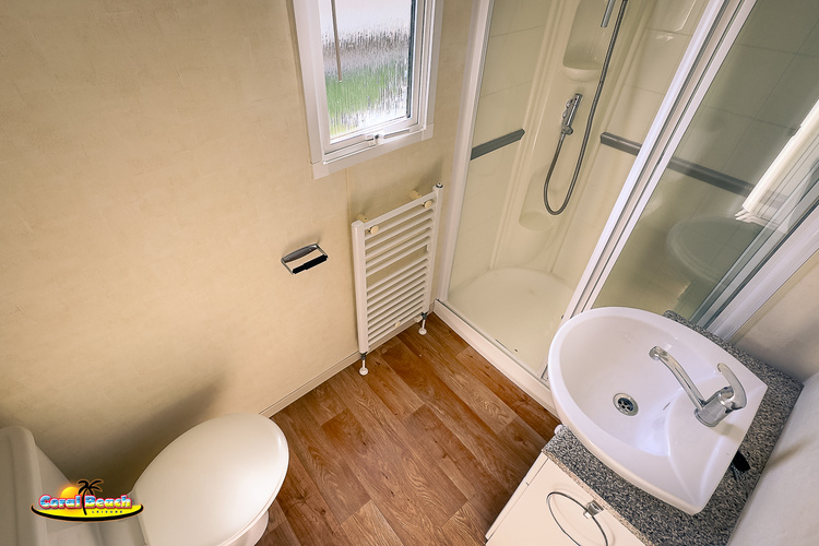  6 berth